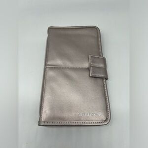 Sephora eyeshadow brush case silver metallic color 10 slots